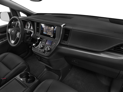 2017 Toyota Sienna SE Premium 8 Passenger