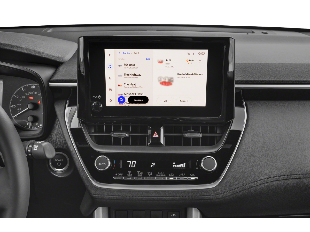 2025 Toyota Corolla Cross Hybrid SE
