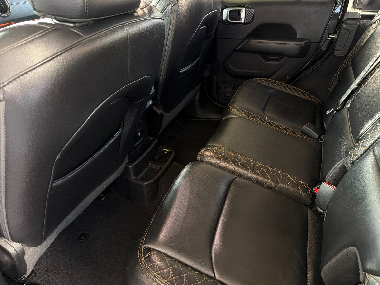 2020 Jeep Wrangler Unlimited Sahara High Altitude