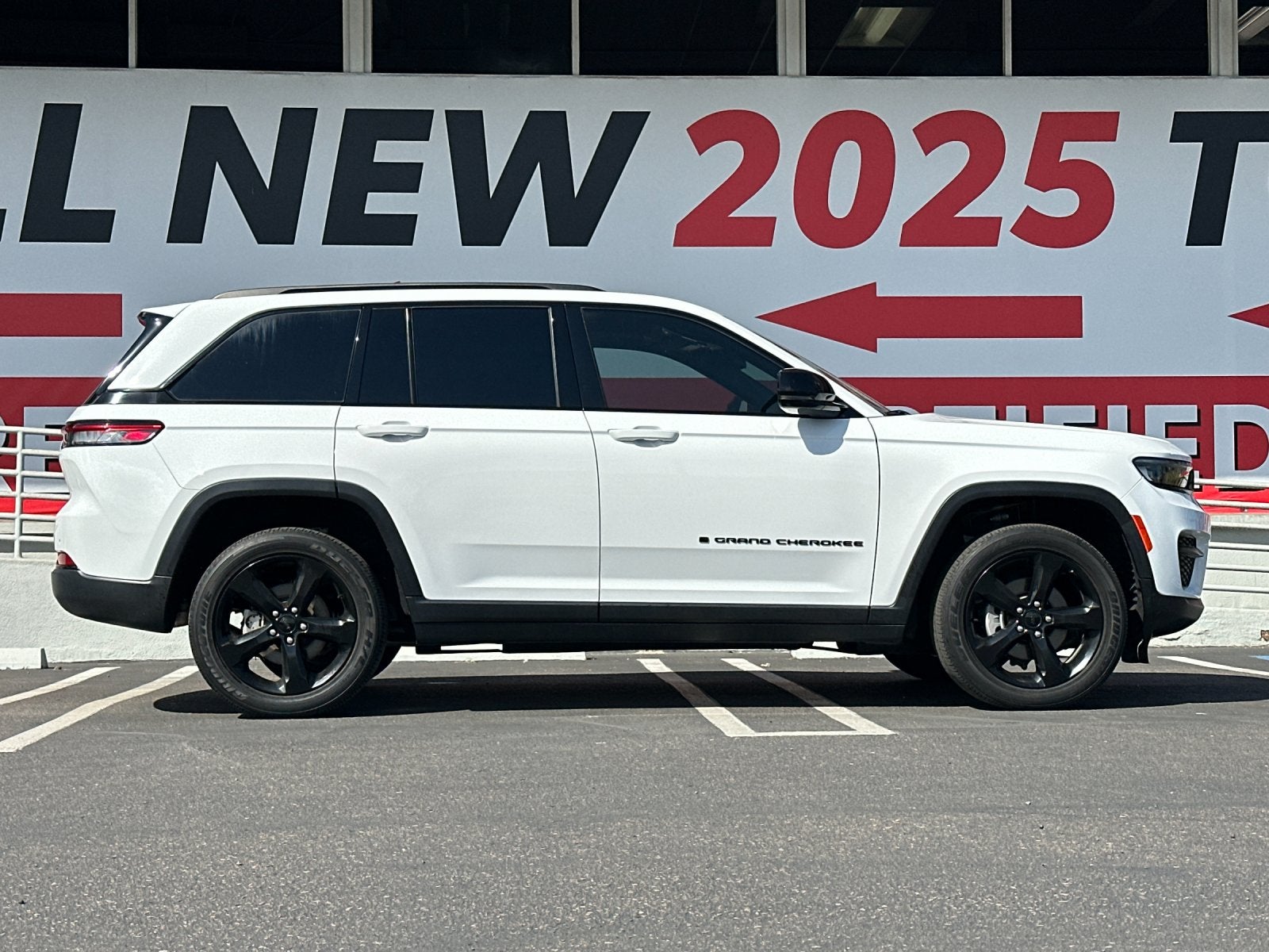 2023 Jeep Grand Cherokee Altitude