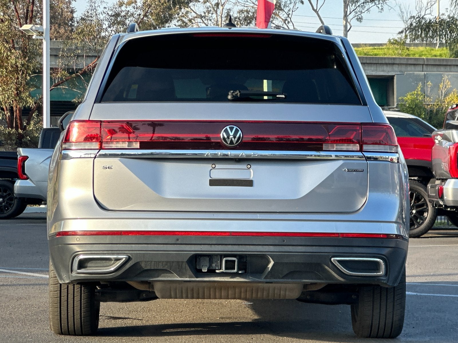 2024 Volkswagen Atlas 2.0T SE w/Technology