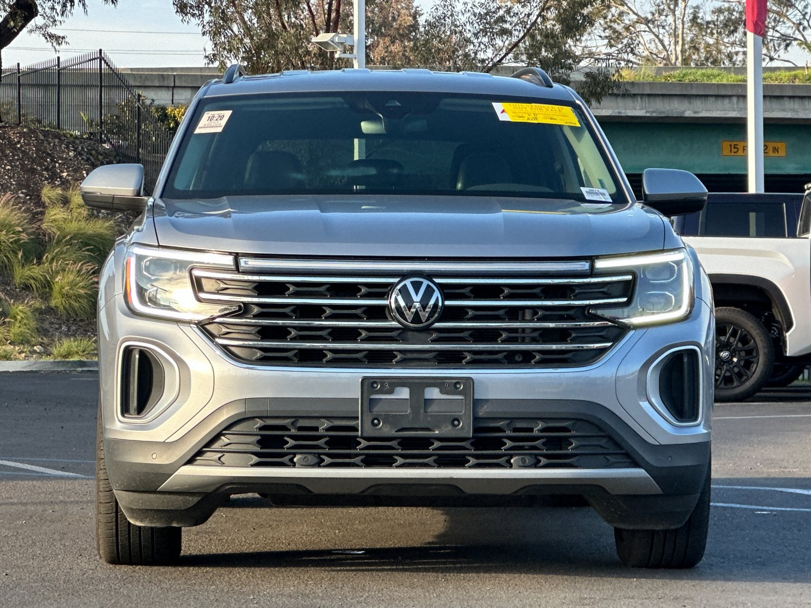 2024 Volkswagen Atlas 2.0T SE w/Technology