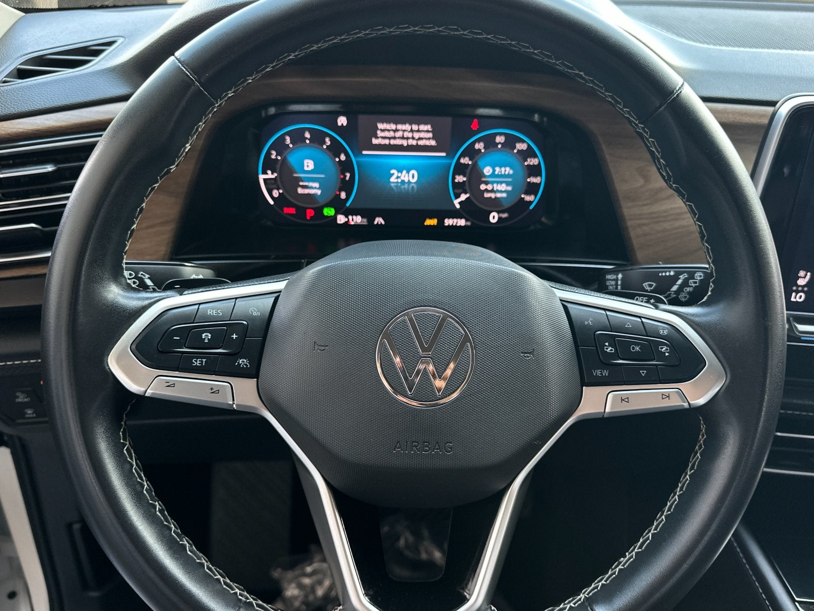 2024 Volkswagen Atlas 2.0T SE w/Technology