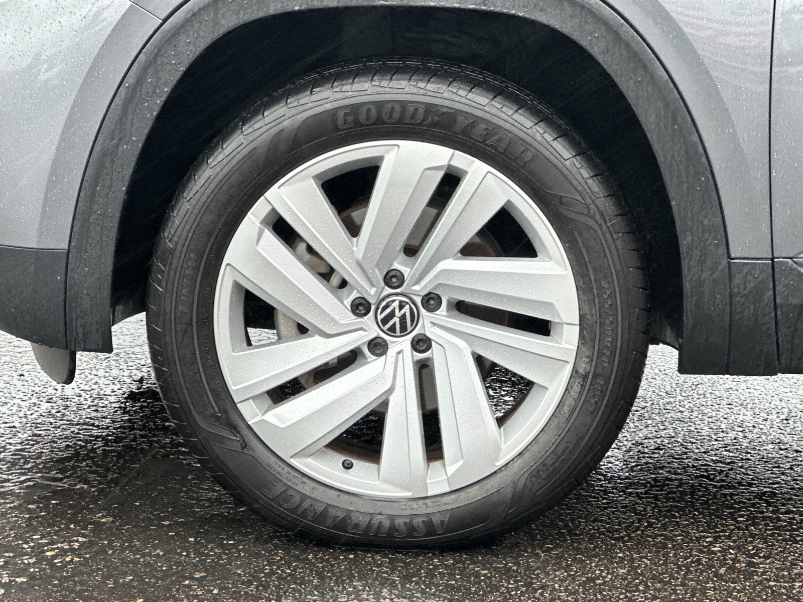 2023 Volkswagen Atlas Cross Sport 3.6L V6 SE w/Technology