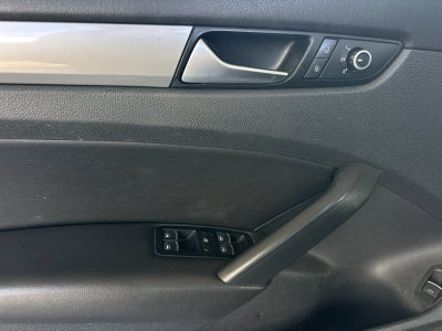 2014 Volkswagen Passat 1.8T Wolfsburg Edition