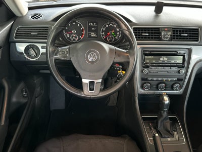 2014 Volkswagen Passat 1.8T Wolfsburg Edition