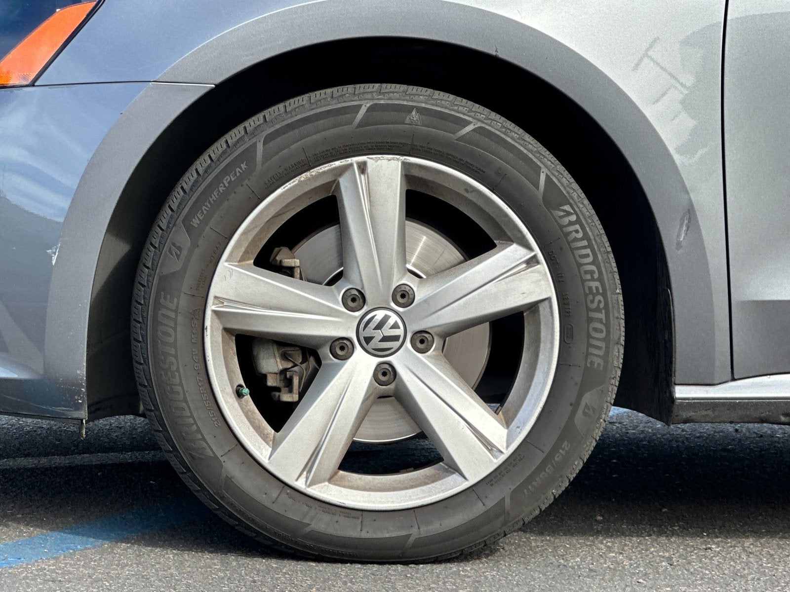 2014 Volkswagen Passat 1.8T Wolfsburg Edition