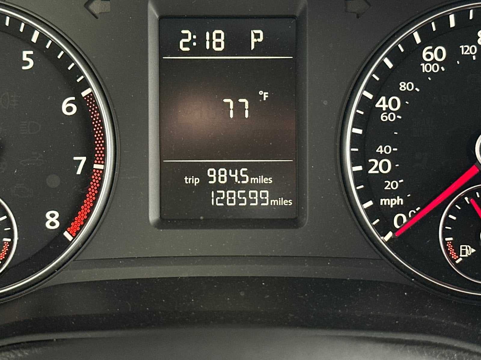 2014 Volkswagen Passat 1.8T Wolfsburg Edition