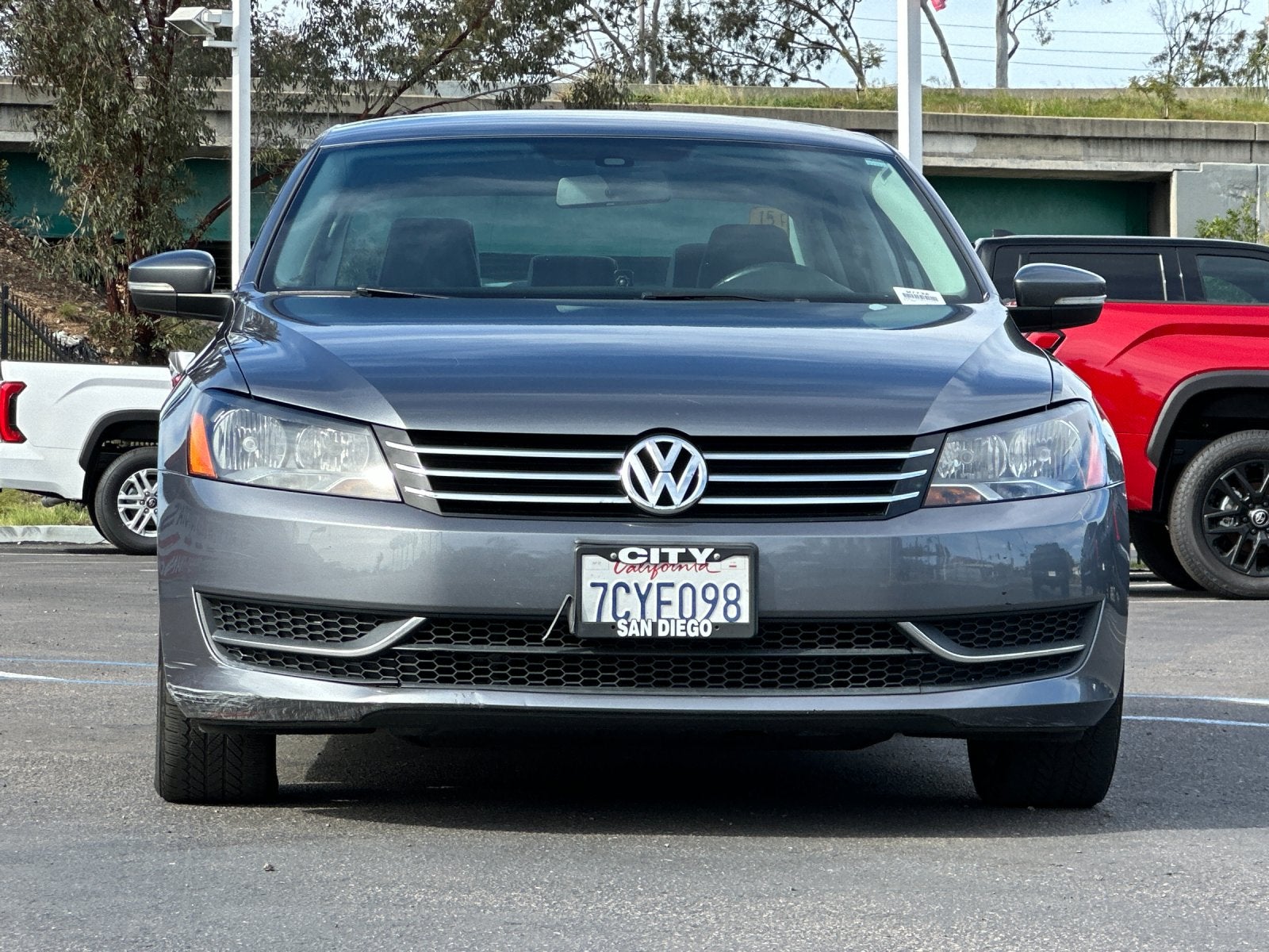 2014 Volkswagen Passat 1.8T Wolfsburg Edition