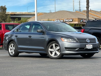 2014 Volkswagen Passat 1.8T Wolfsburg Edition
