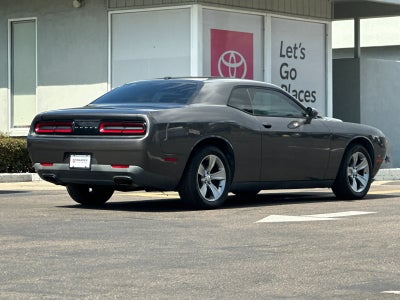 2015 Dodge Challenger SXT