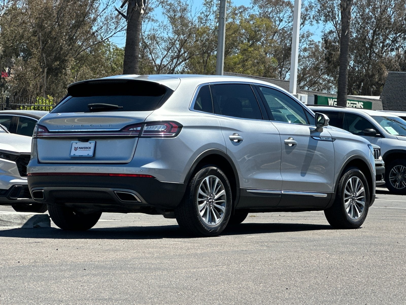 2021 Lincoln Nautilus Standard