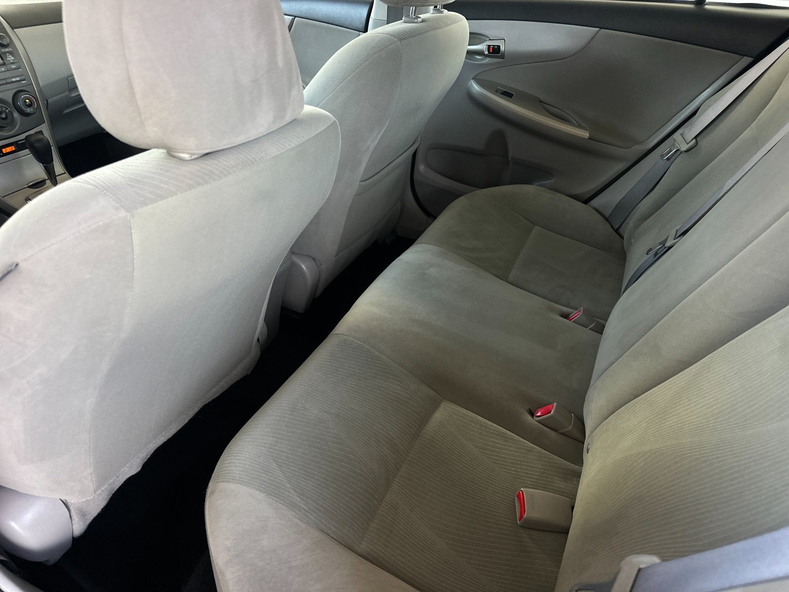 2011 Toyota Corolla LE