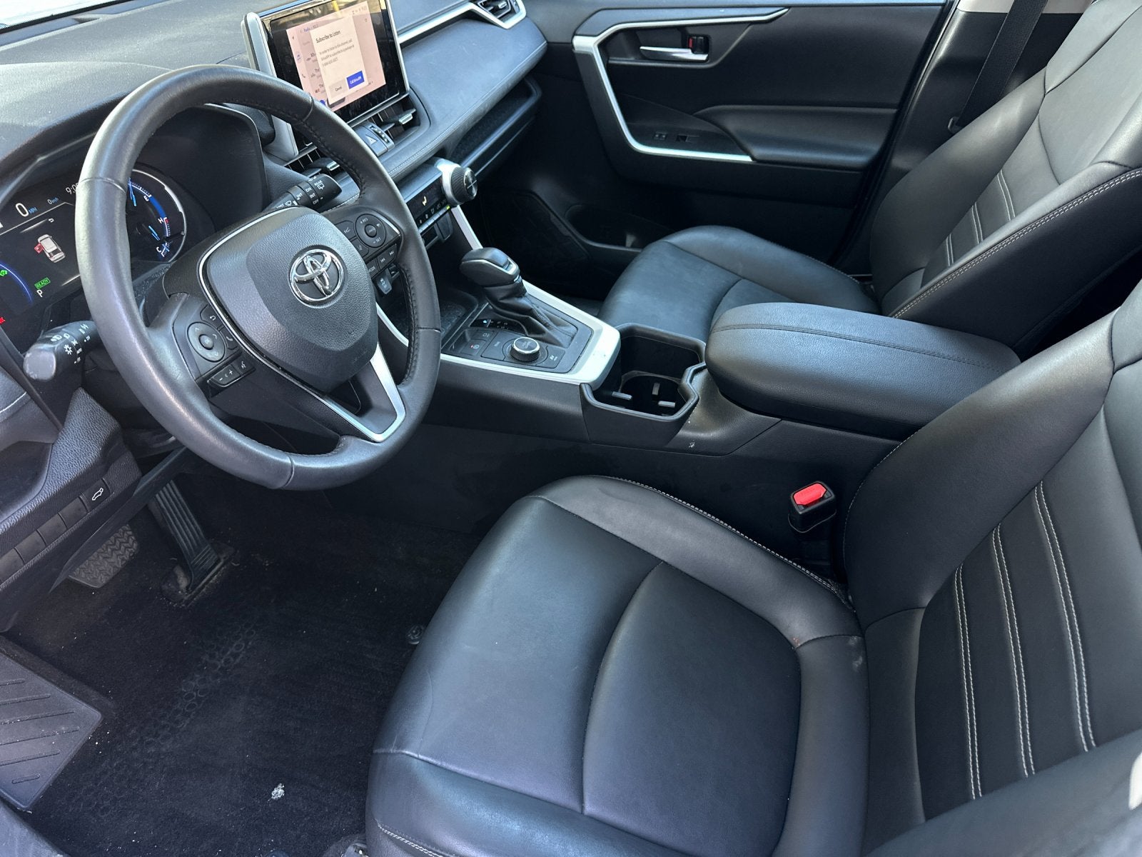 2023 Toyota RAV4 Hybrid XLE Premium