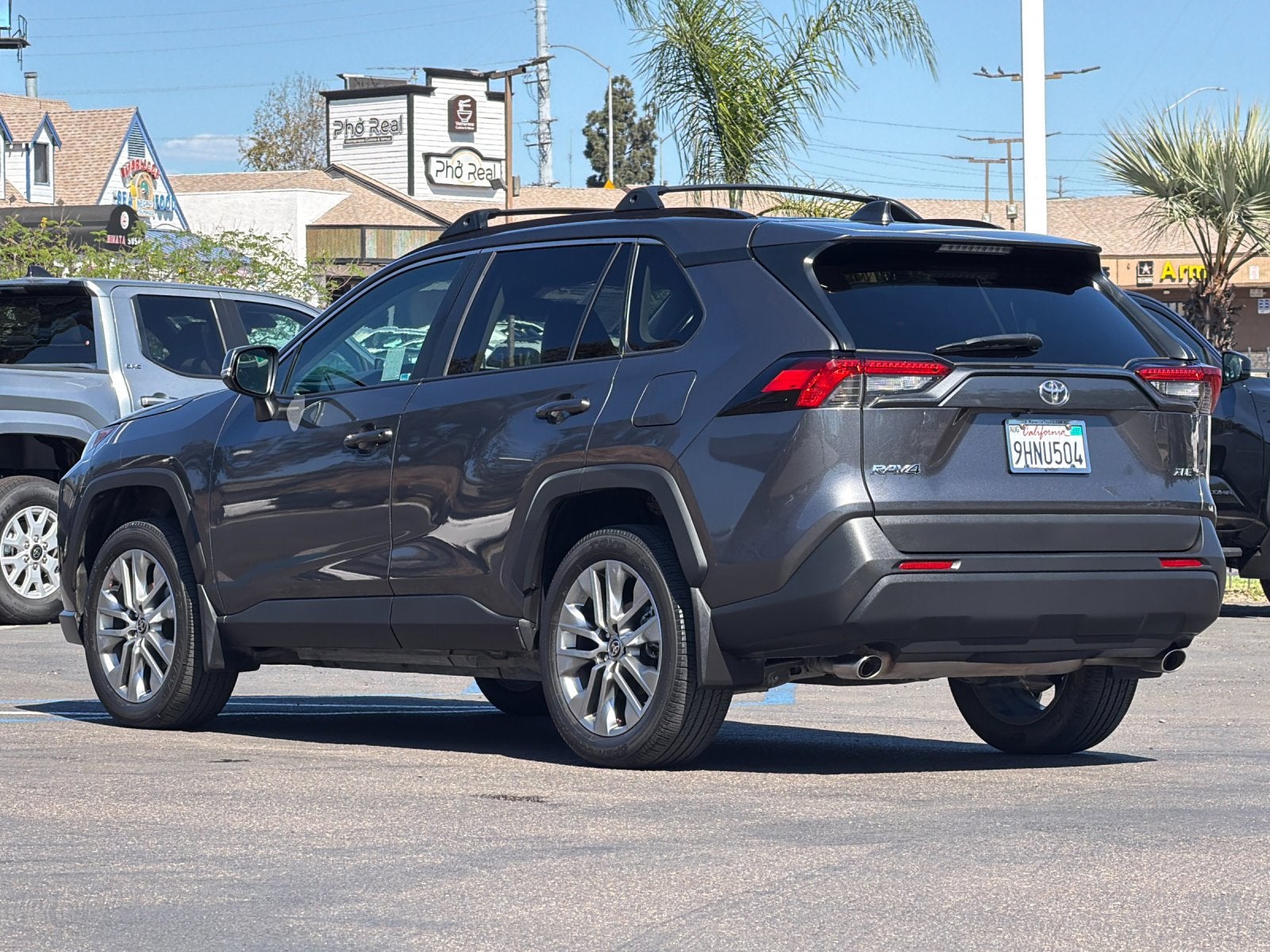 2023 Toyota RAV4 XLE Premium