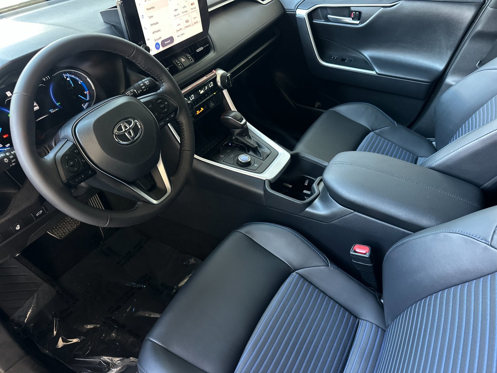 2024 Toyota RAV4 Hybrid XSE