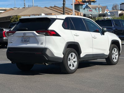 2024 Toyota RAV4 LE