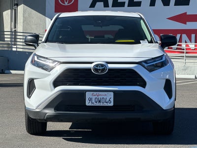 2024 Toyota RAV4 LE