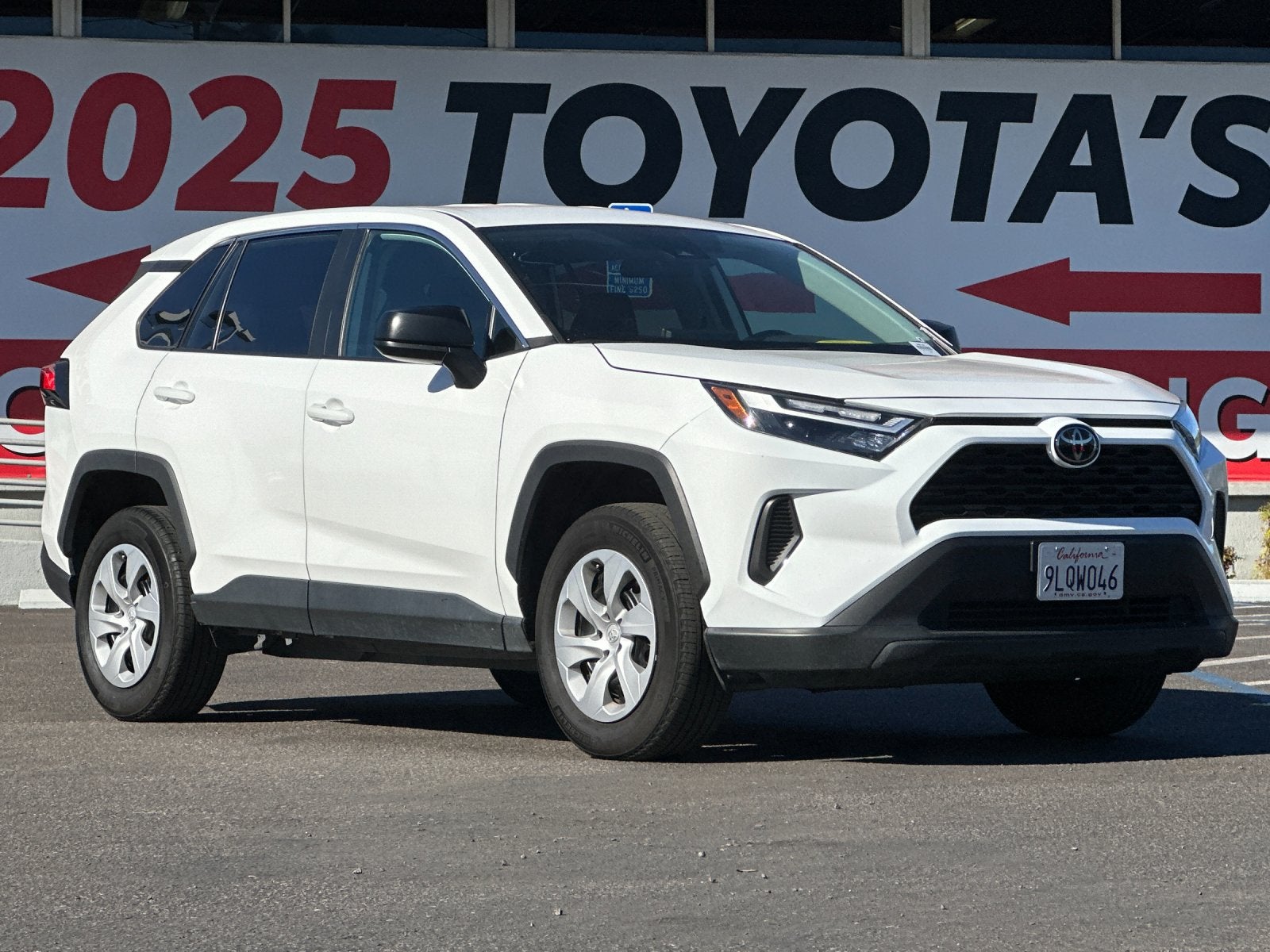 2024 Toyota RAV4 LE