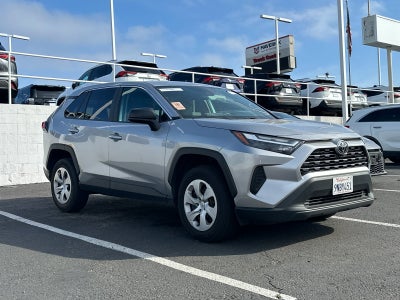 2024 Toyota RAV4 LE