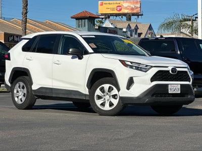2025 Toyota RAV4 LE