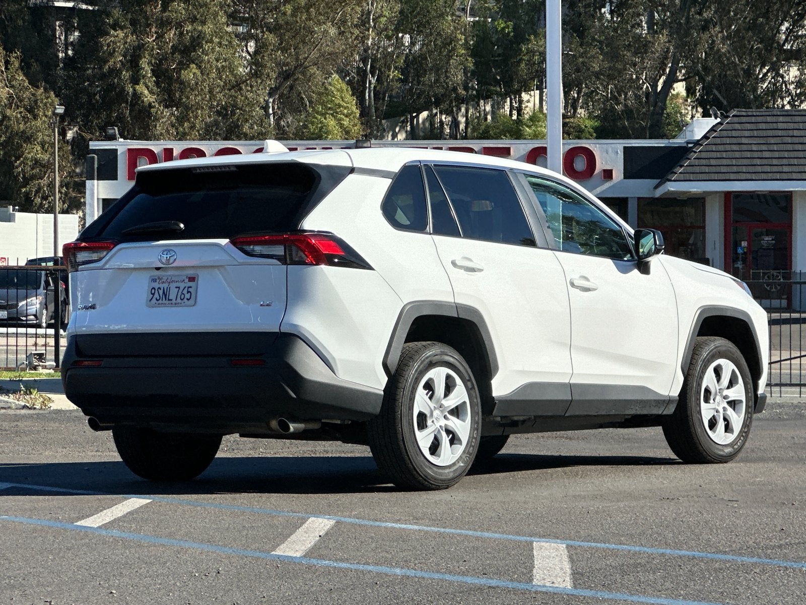 2025 Toyota RAV4 LE