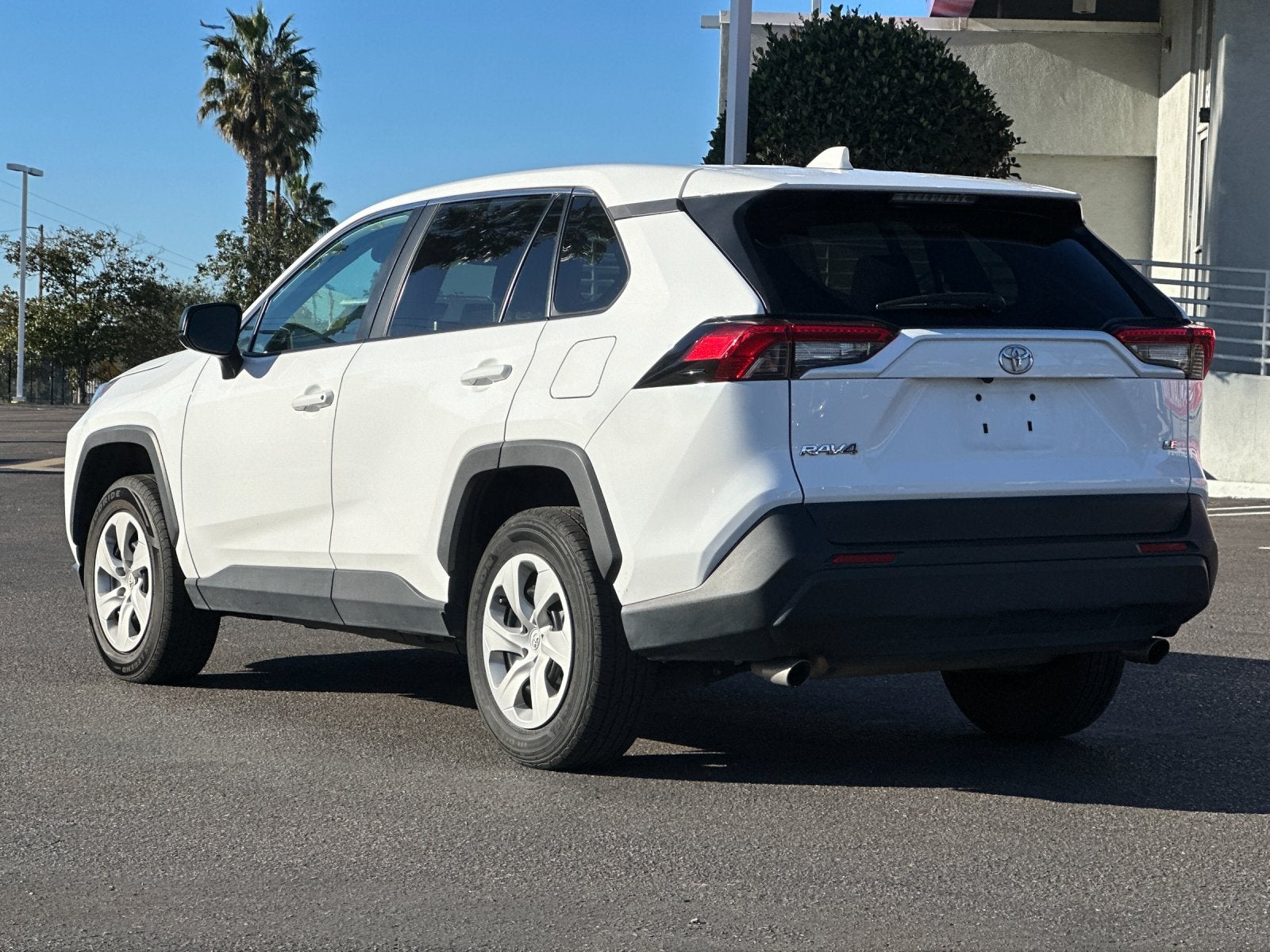 2024 Toyota RAV4 LE