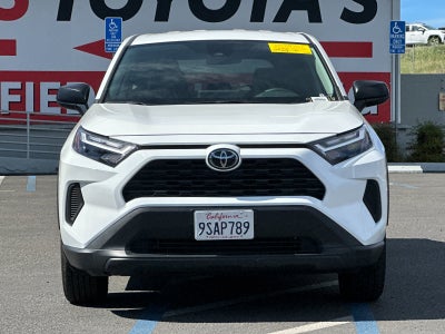 2025 Toyota RAV4 LE