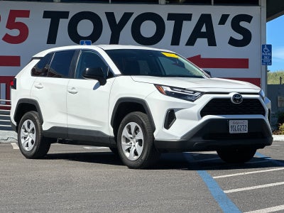 2025 Toyota RAV4 LE