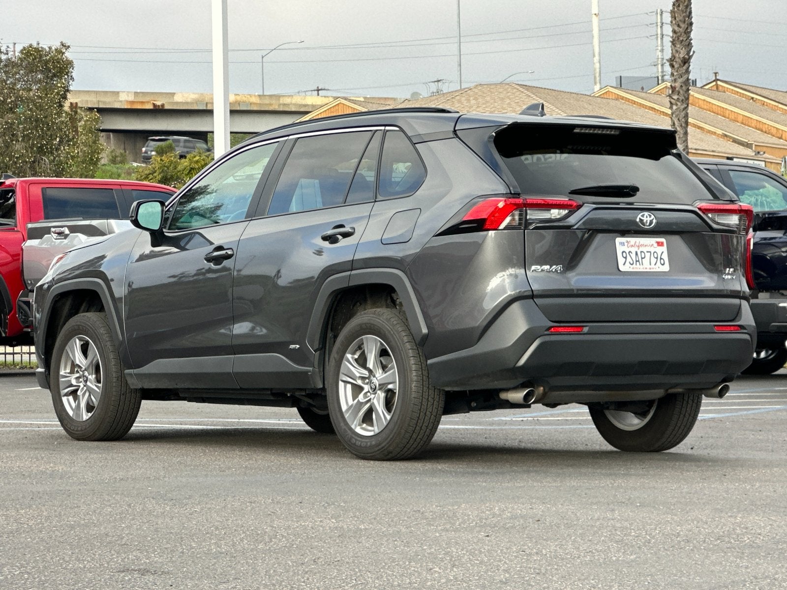 2025 Toyota RAV4 Hybrid LE