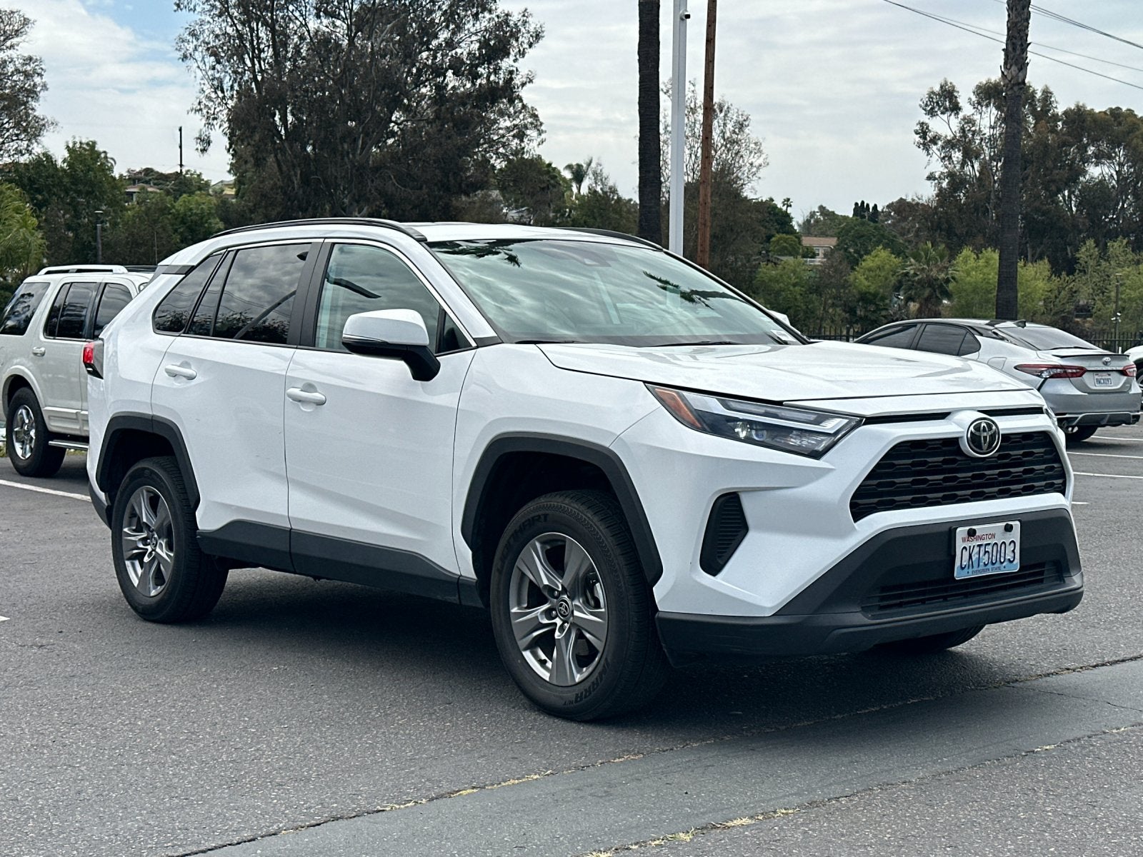 2024 Toyota RAV4 XLE
