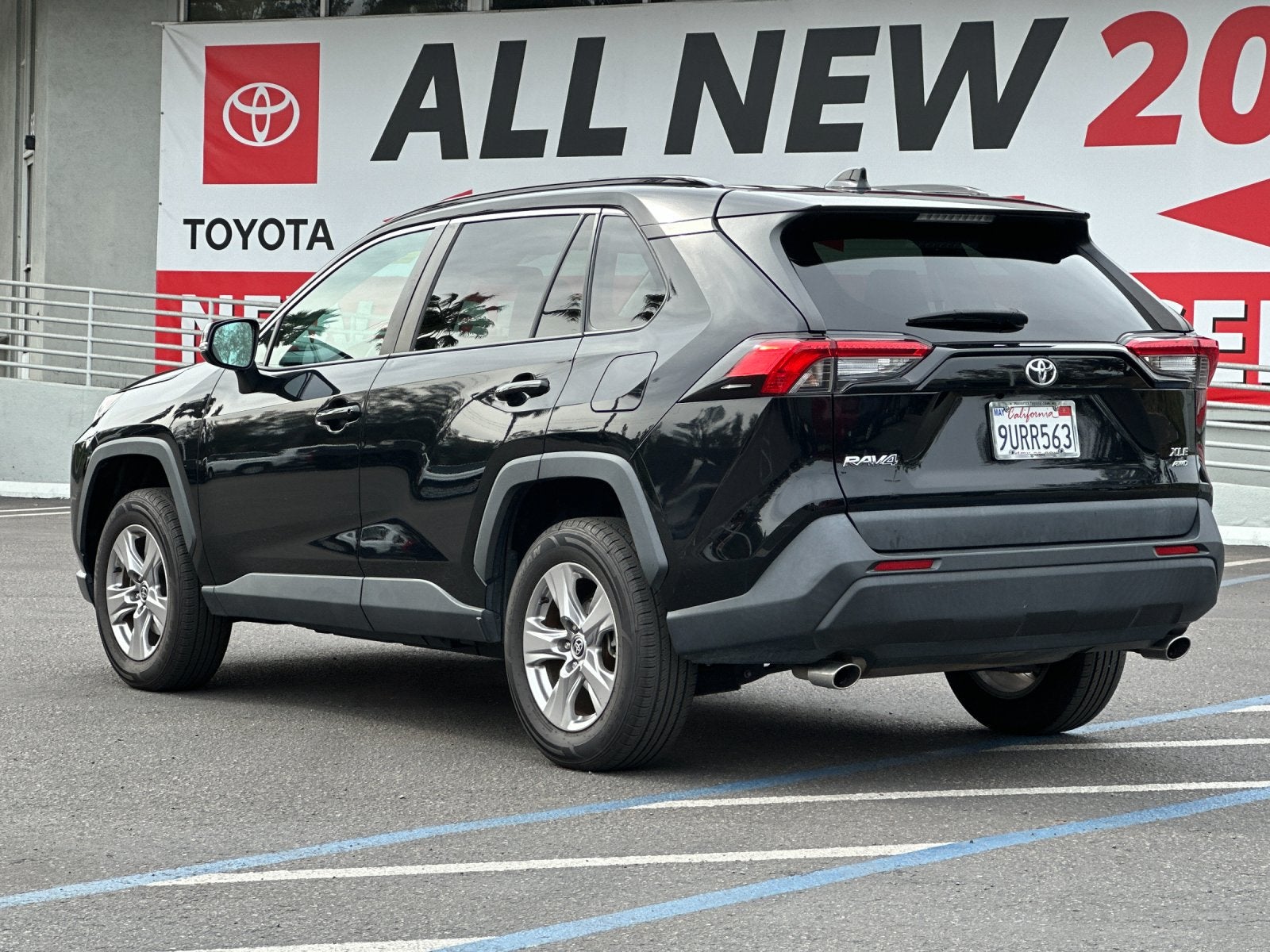 2022 Toyota RAV4 XLE