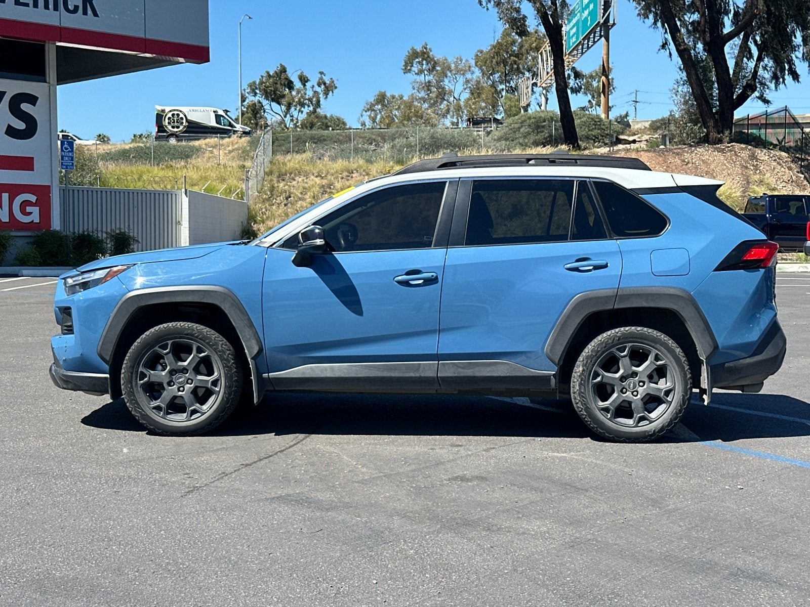 2023 Toyota RAV4 TRD Off Road