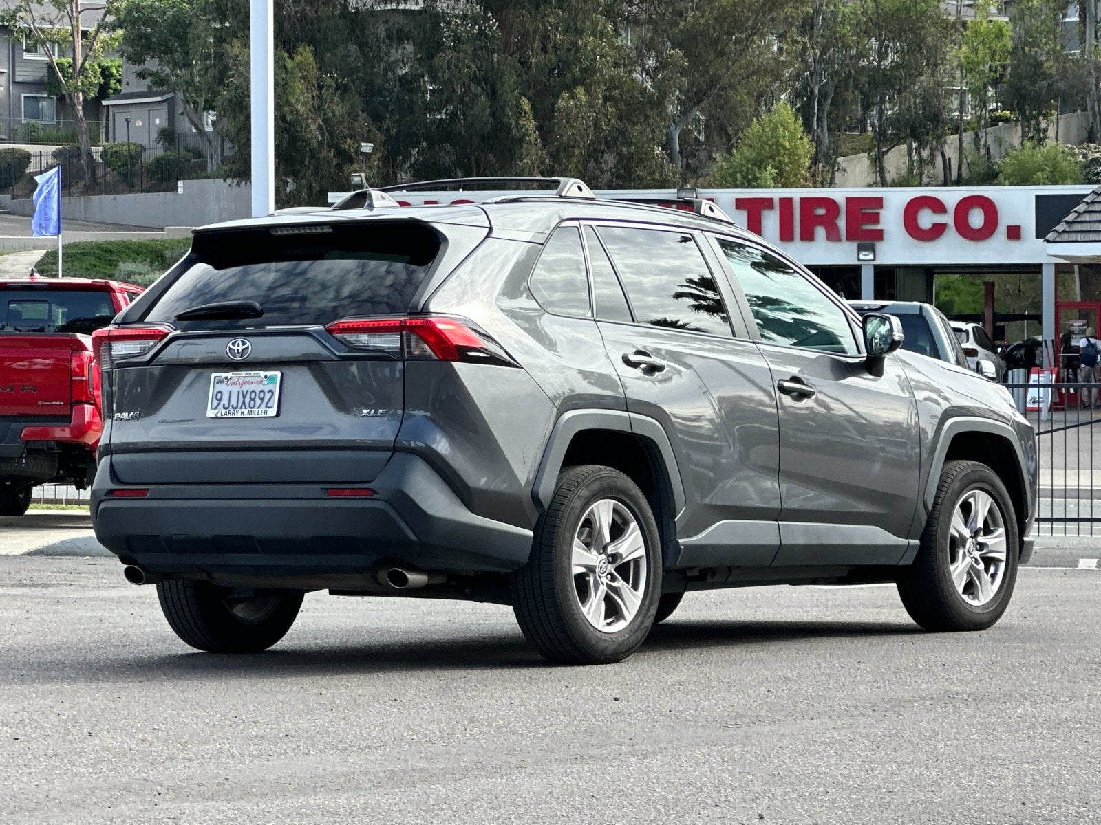 2023 Toyota RAV4 XLE