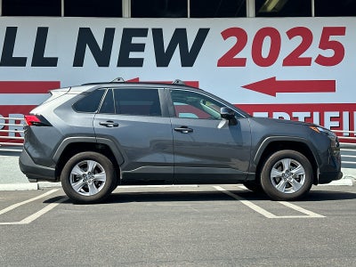 2025 Toyota RAV4 XLE