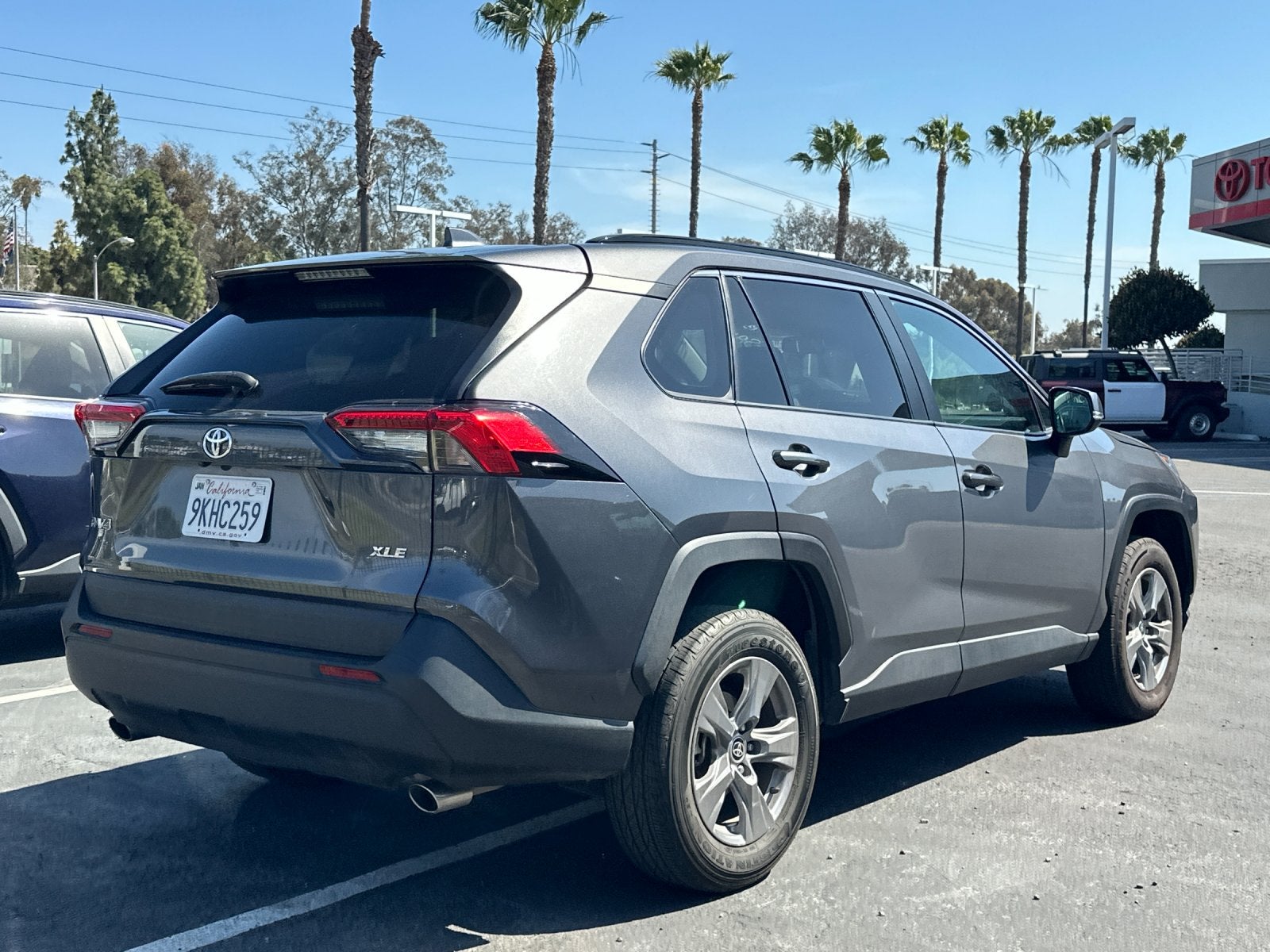 2024 Toyota RAV4 XLE
