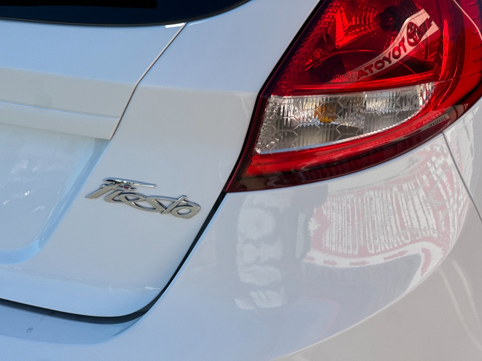 2011 Ford Fiesta SES