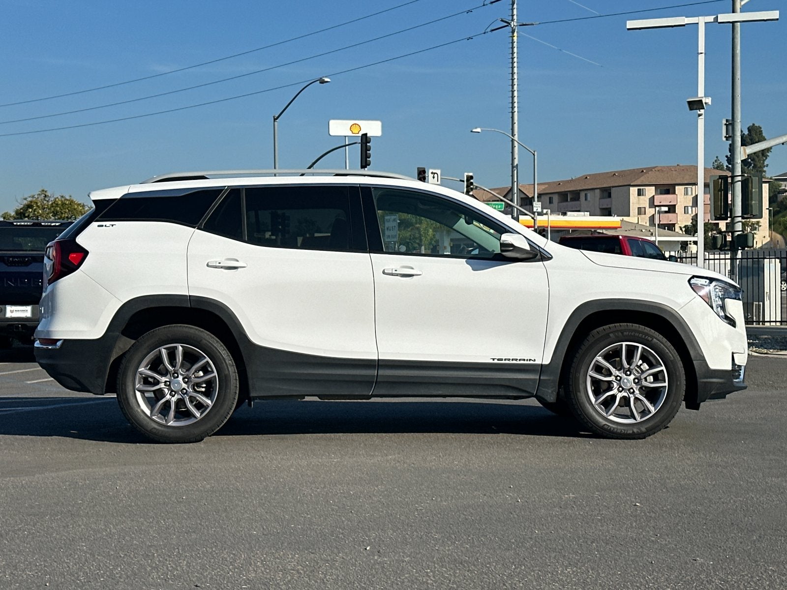 2024 GMC Terrain SLT