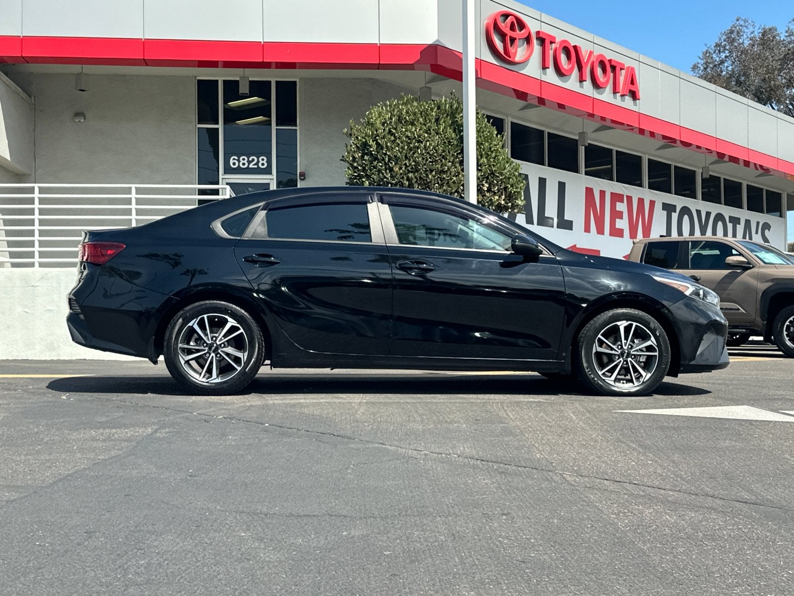 2023 Kia Forte LXS