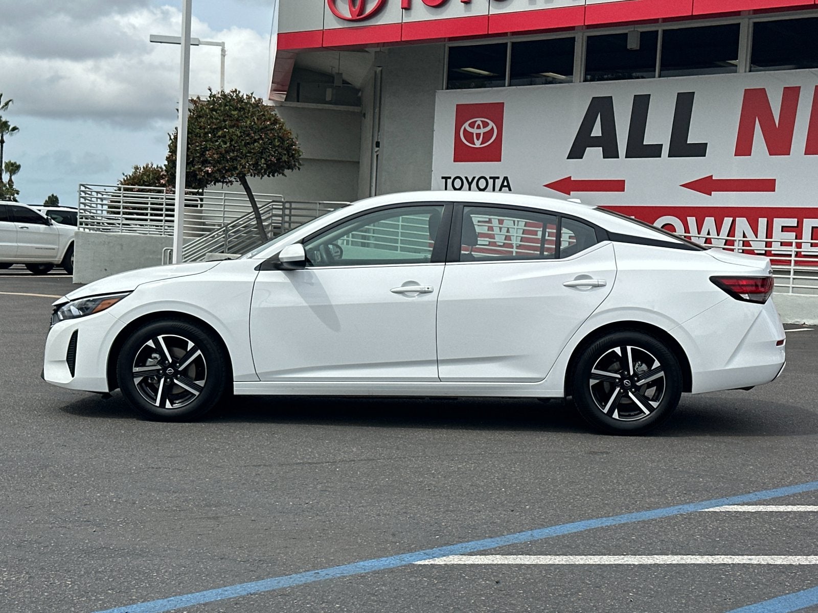 Used 2024 Nissan Sentra SV with VIN 3N1AB8CV7RY265301 for sale in Lemon Grove, CA