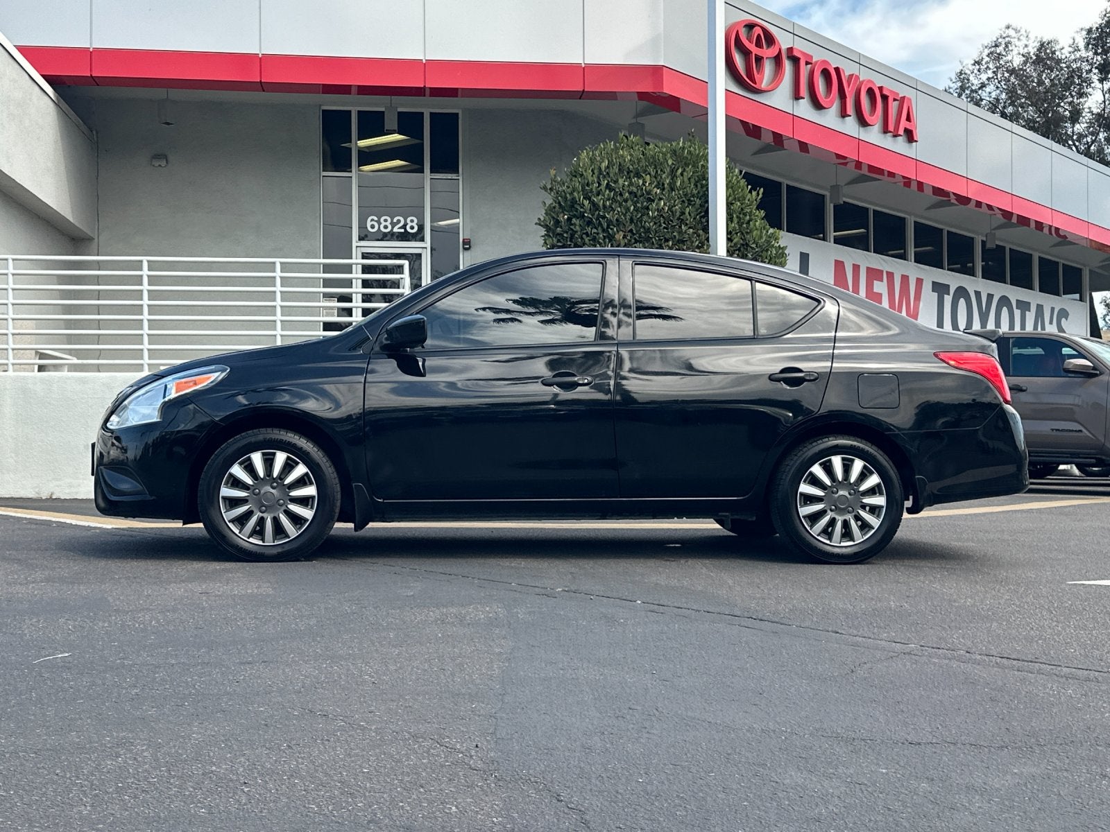 Used 2017 Nissan Versa Sedan S Plus with VIN 3N1CN7AP3HL816611 for sale in Lemon Grove, CA