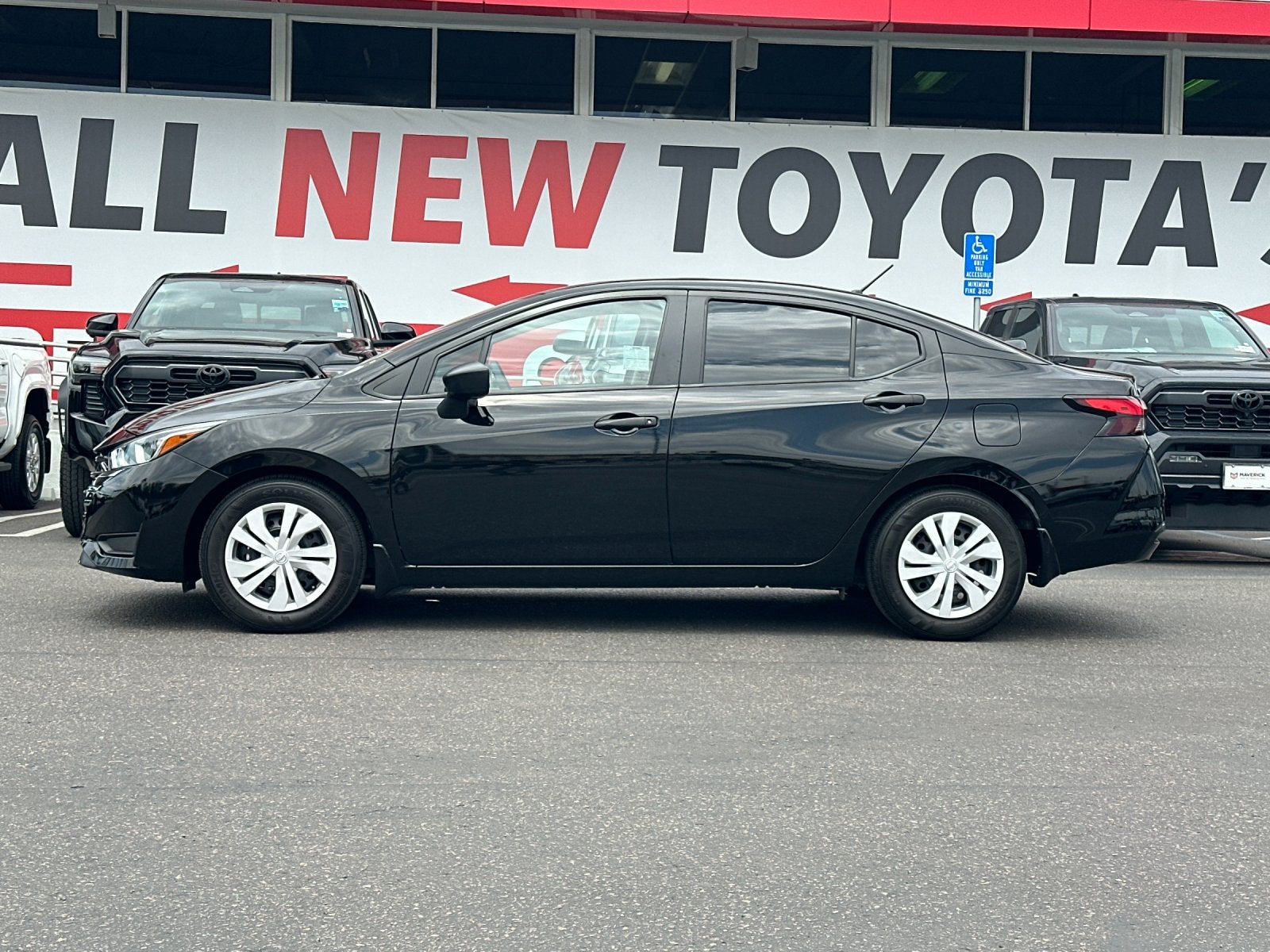 Used 2024 Nissan Versa Sedan S with VIN 3N1CN8DV7RL915241 for sale in Lemon Grove, CA