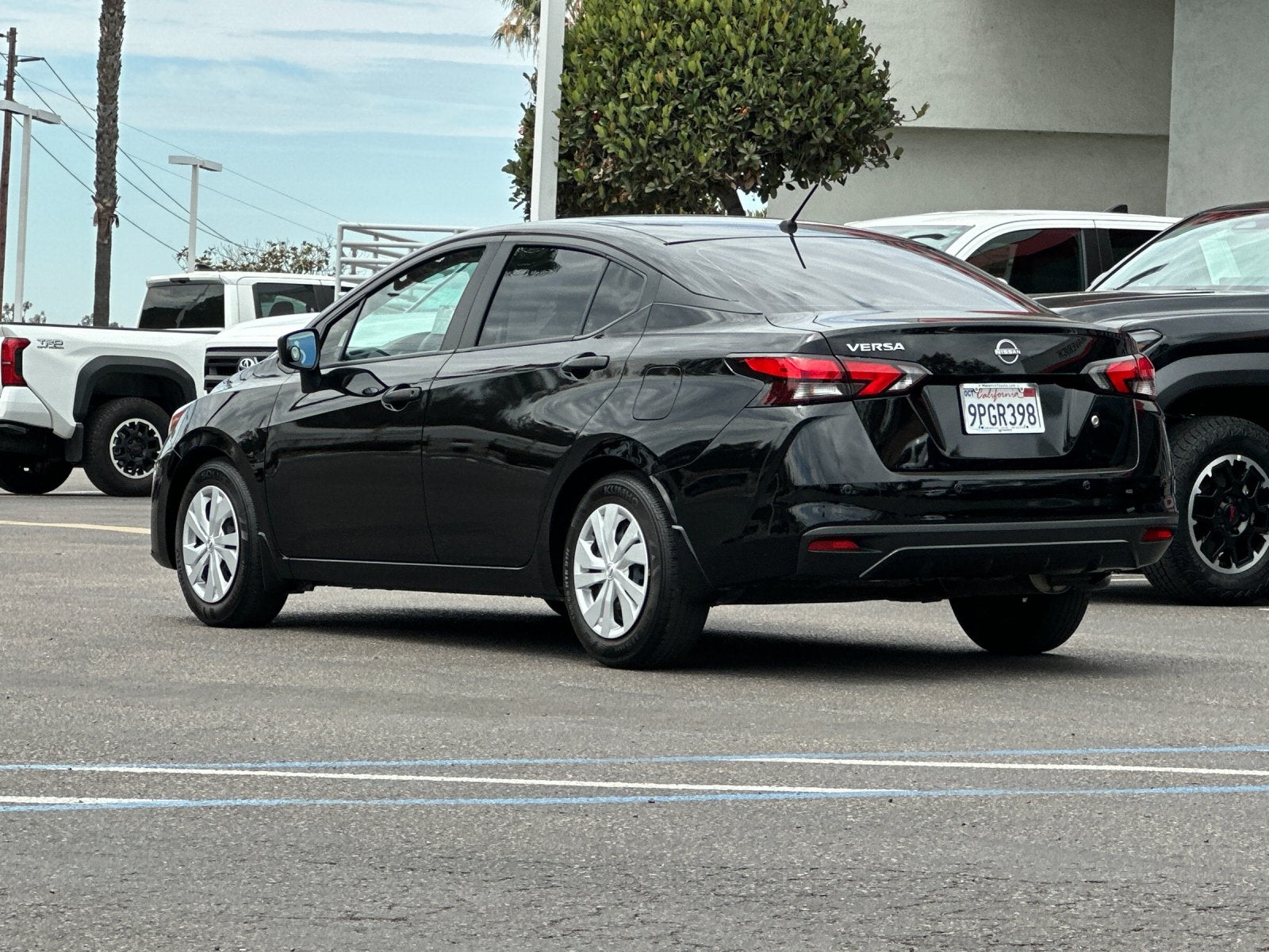 2024 Nissan Versa 1.6 S