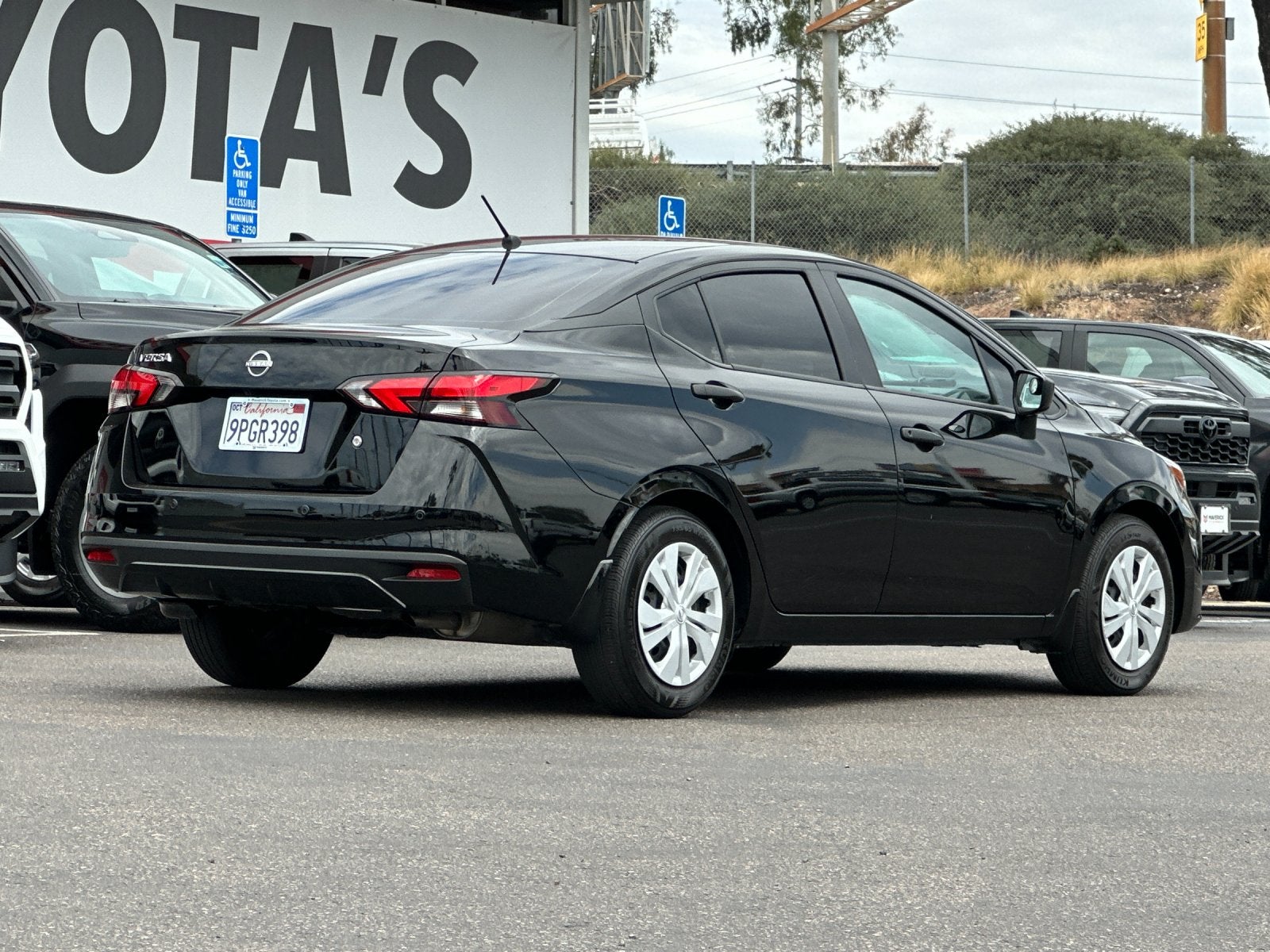 2024 Nissan Versa 1.6 S