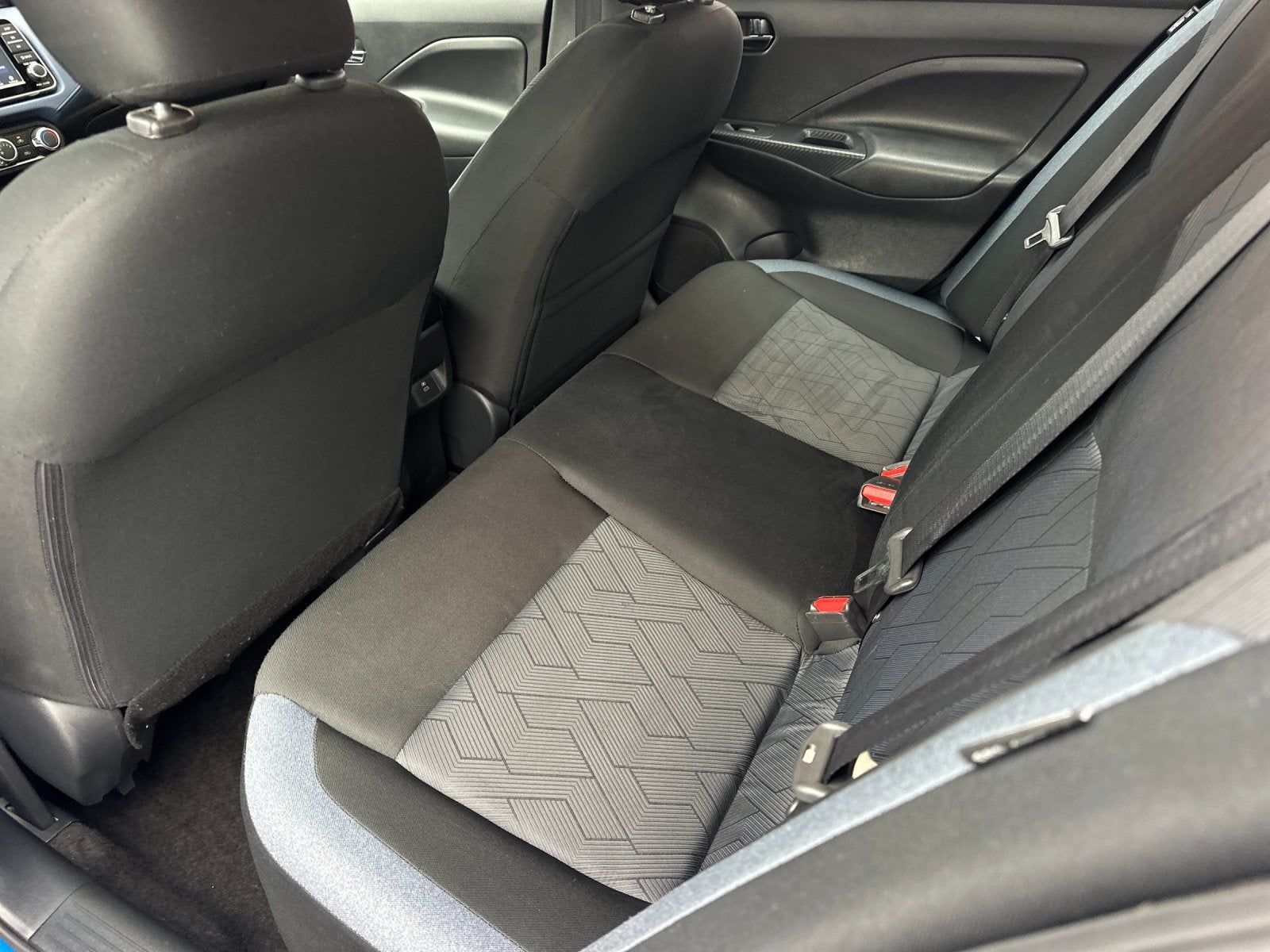 2024 Nissan Versa 1.6 SV