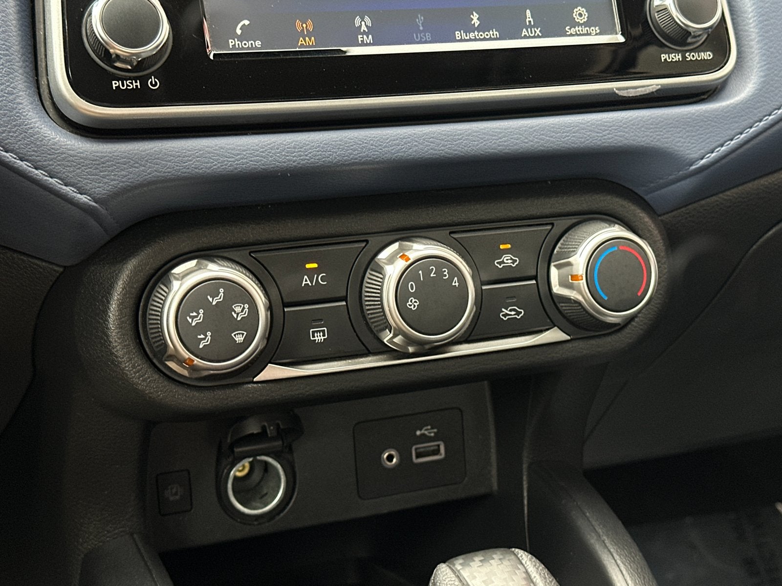 2024 Nissan Versa 1.6 SV