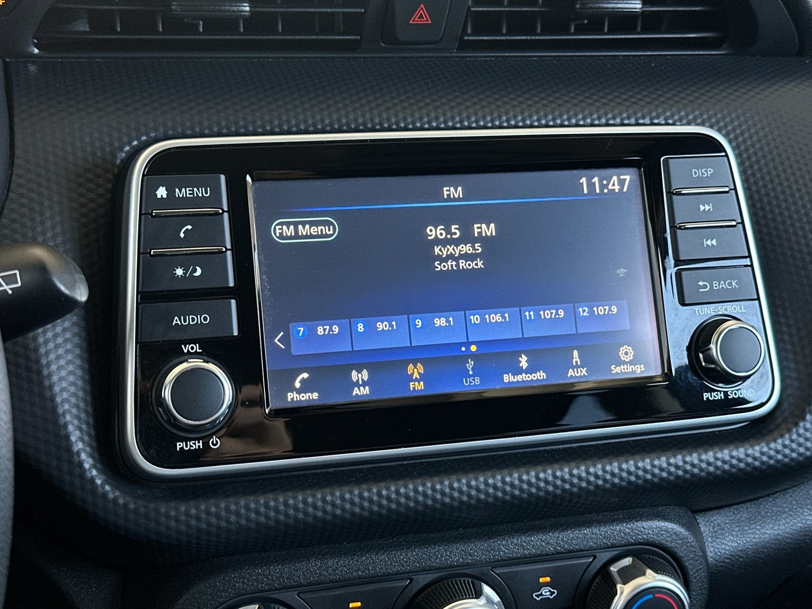 2021 Nissan Kicks S