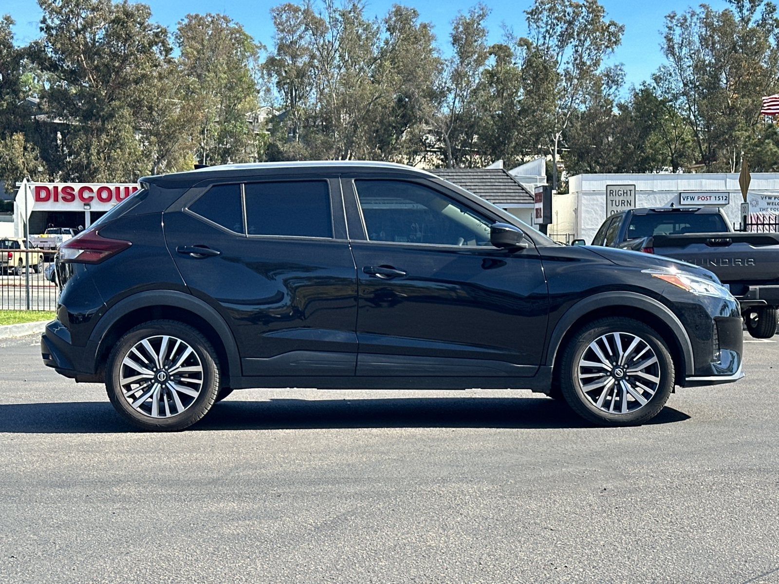 2021 Nissan Kicks SV