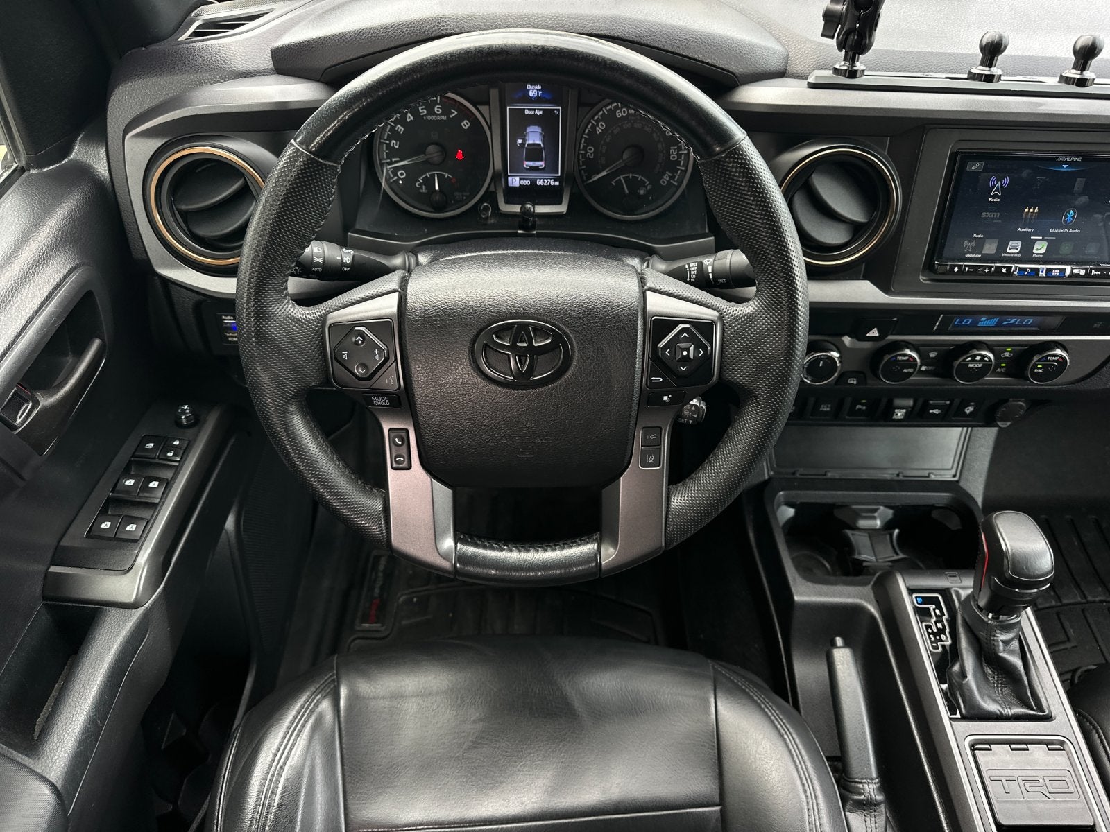 2022 Toyota Tacoma TRD Off-Road V6
