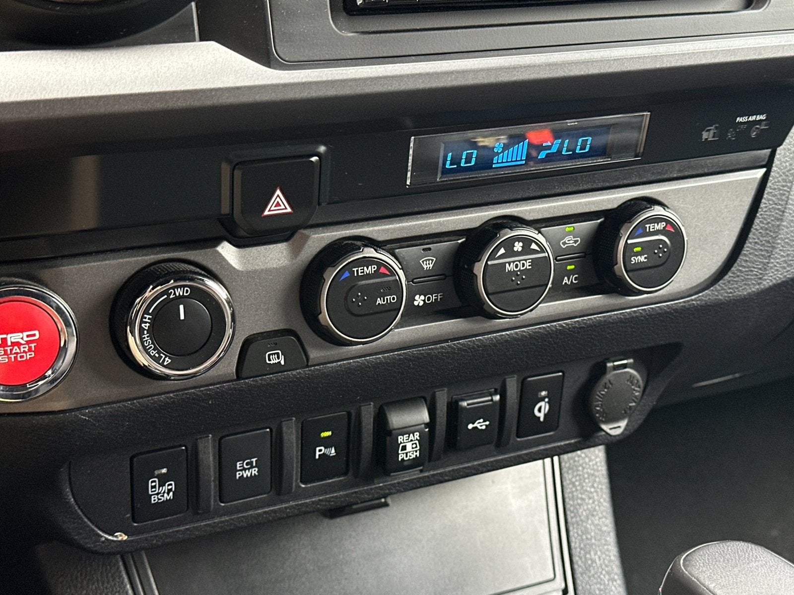 2022 Toyota Tacoma TRD Off-Road V6